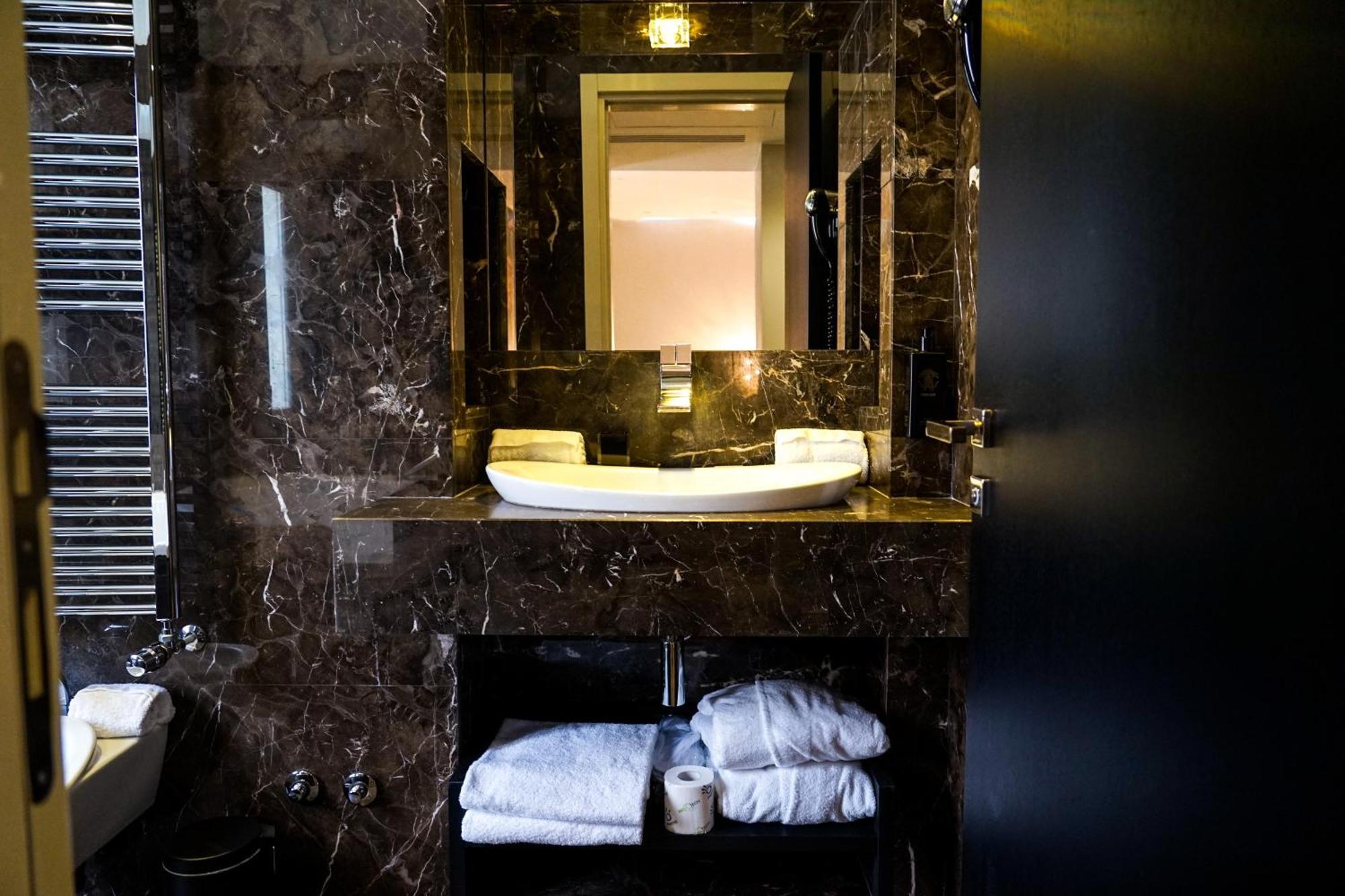 The Unique Hotel มิลาน ภายนอก รูปภาพ