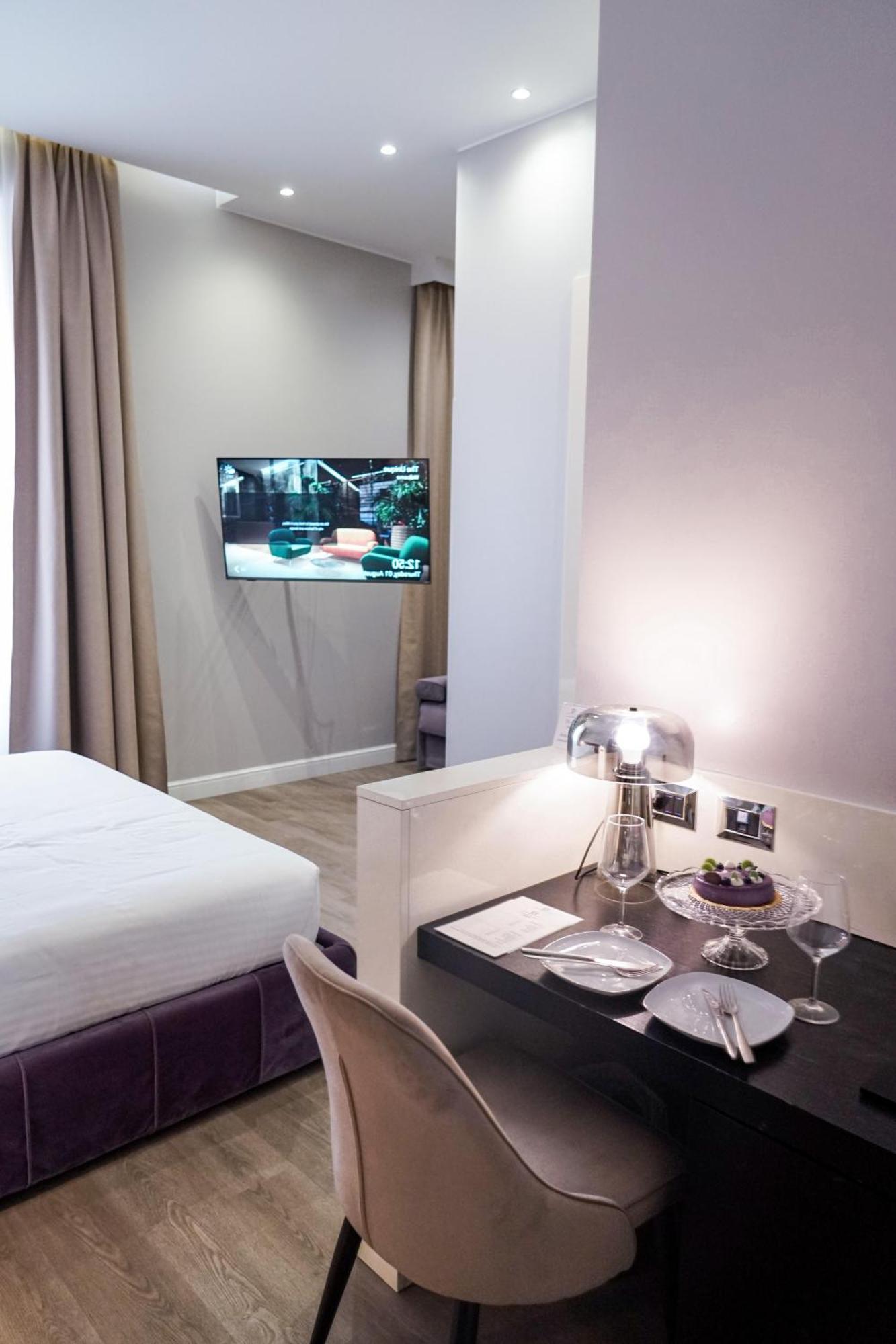 The Unique Hotel มิลาน ภายนอก รูปภาพ